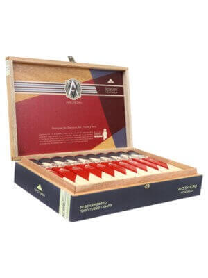 AVO Syncro Nicaragua Toro Tubos Box-Pressed Cigars