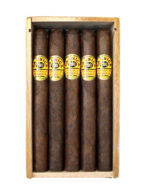La Unica Cabinet No. 200 Maduro cigars