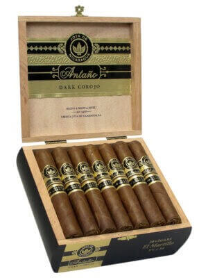 Joya de Nicaragua Antano Dark Corojo El Martillo Cigars