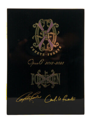 Fuente Fuente OpusX Black 2023