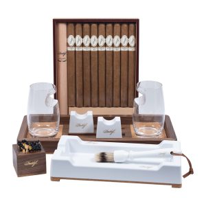 Davidoff Aniversario No. 1 With Glasses and Accessory Kit